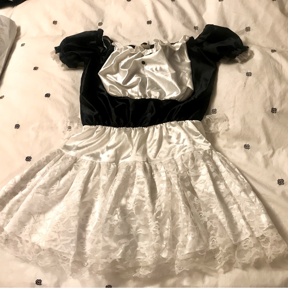 French maid costume